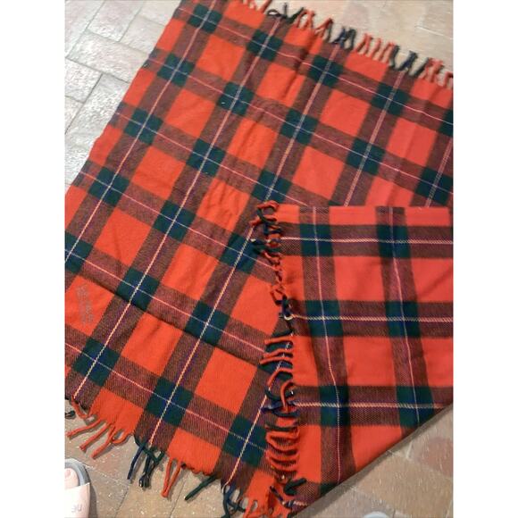 Faribault Woolen Mill Red Green Plaid Acrylic Throw Blanket Rectangle 55”x40” - Picture 4 of 6